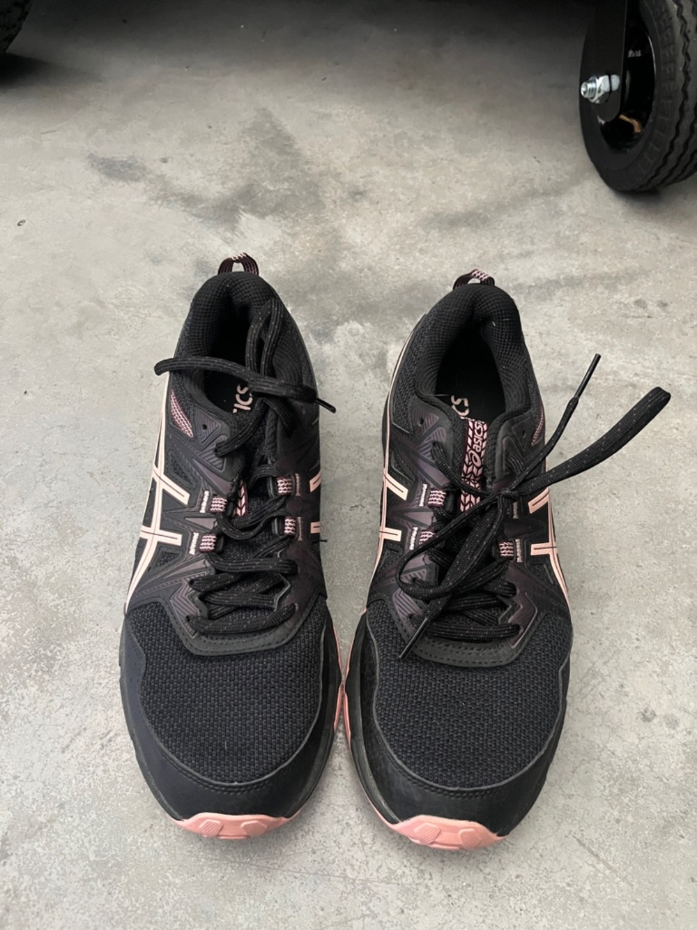 Asics Gel Venture Women’s Trainer Black Pink Athletic Sneakers Sz 9 Like New - Picture 3 of 12